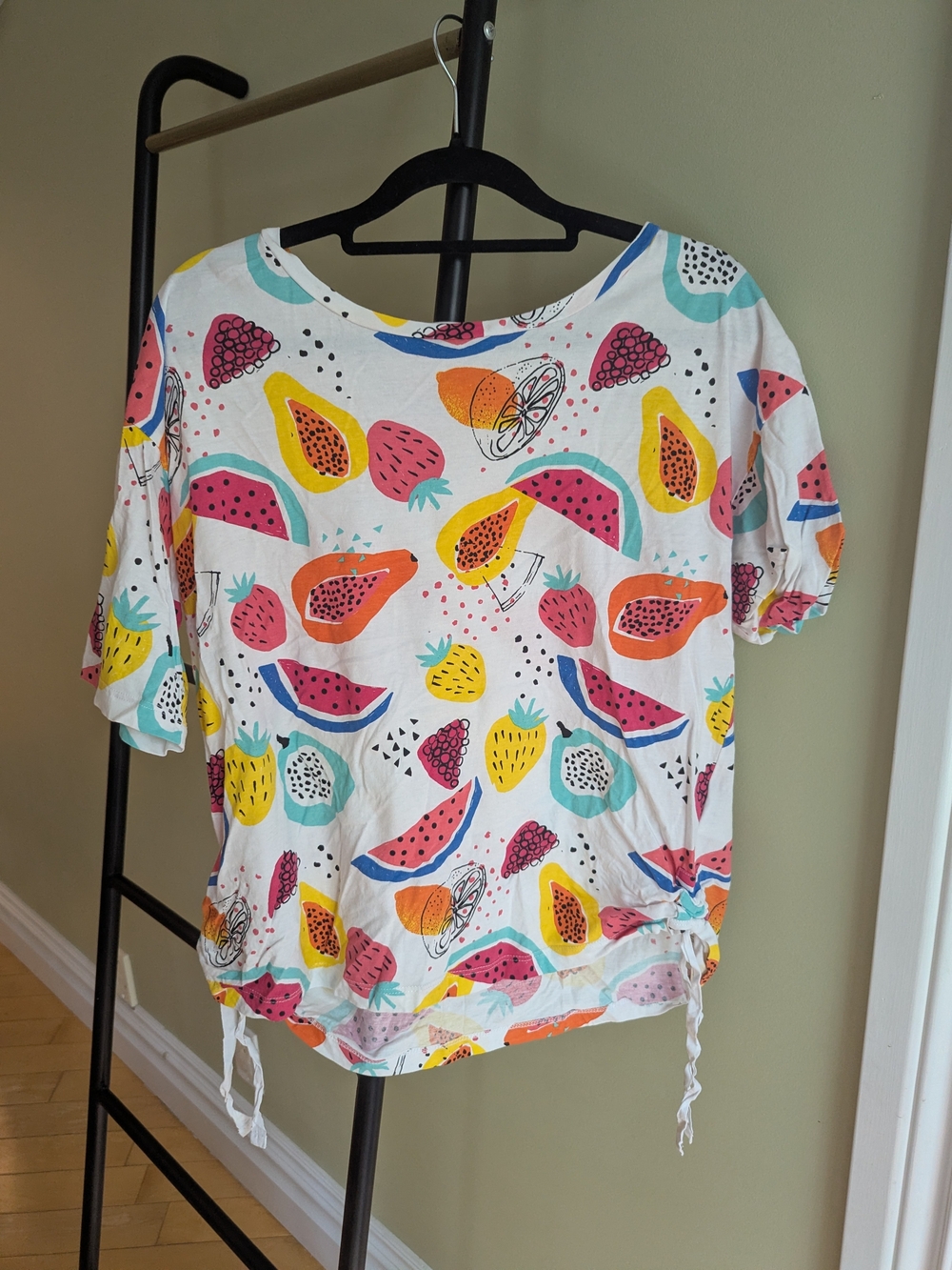 Esprit White Short Sleeve Tee with Multicolor Fruit Print